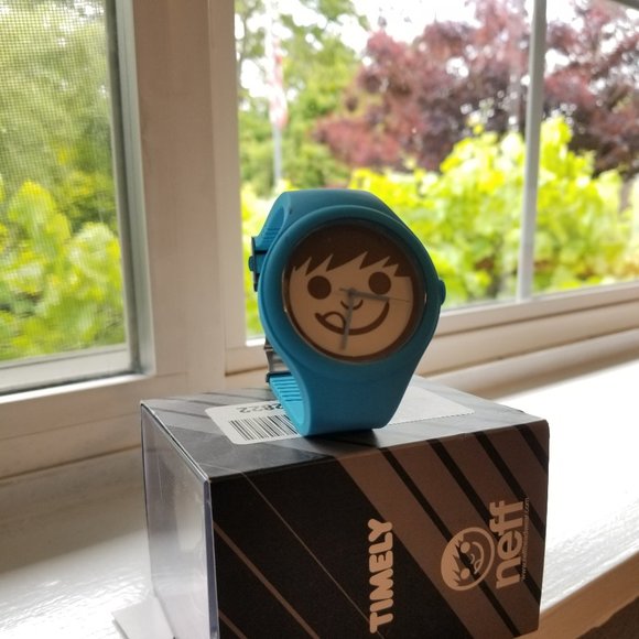 Neff Timely Blue Watch - Picture 2 of 5